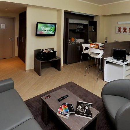 Chc Business Residence Генуя Номер фото