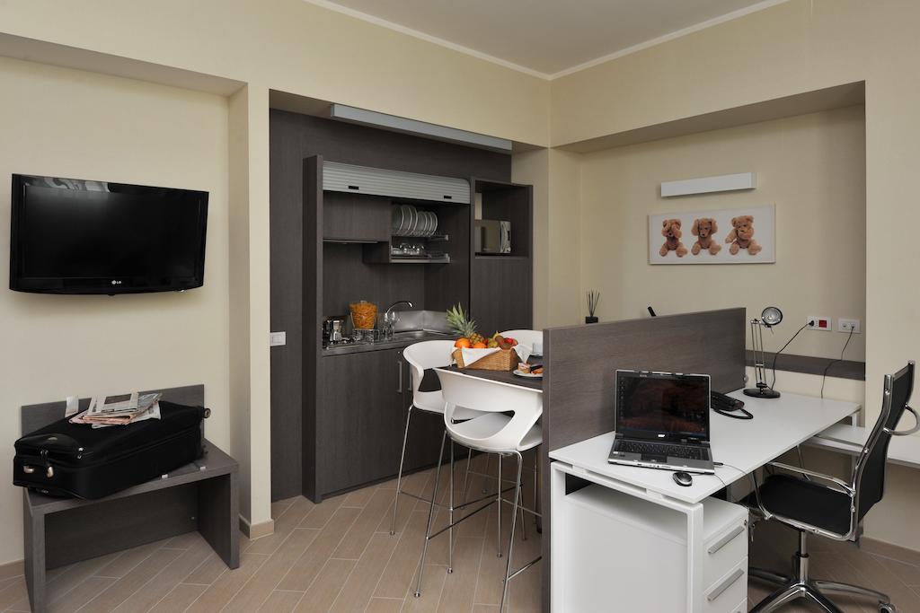 Chc Business Residence Генуя Экстерьер фото